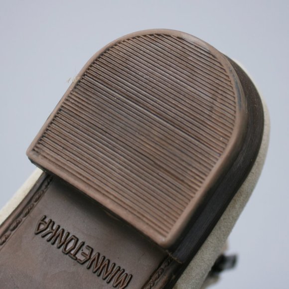 Minnetonka Ladies 9 Taupe Suede Double Side-zip - Picture 11 of 12